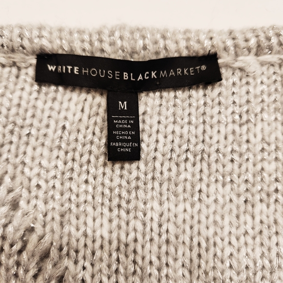 White House Black Market Grey Silver Metallic V-Neck Knit Sweater Size M… - Picture 3 of 8
